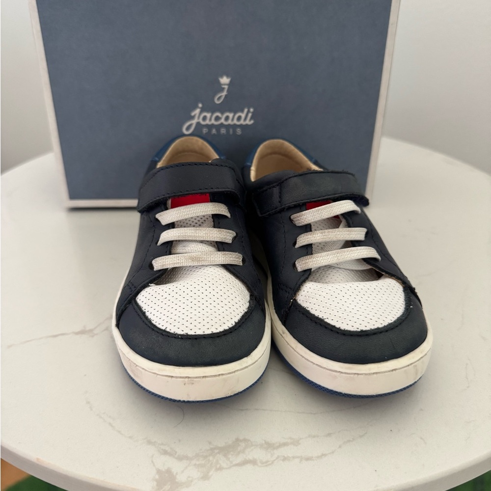 Jacadi Blue and White Sneakers Classic Low-Top Design